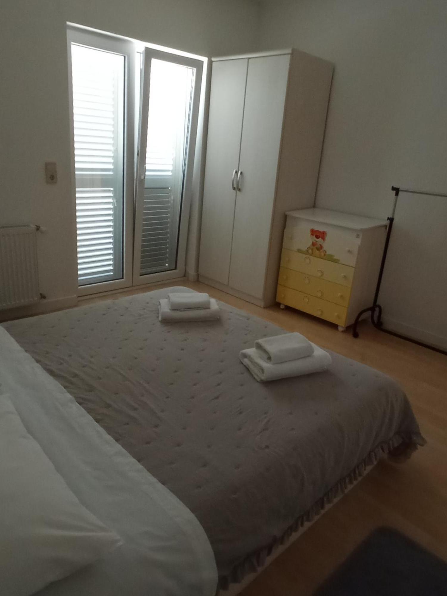 Apartman Carpe Diem Sutomiscica Esterno foto