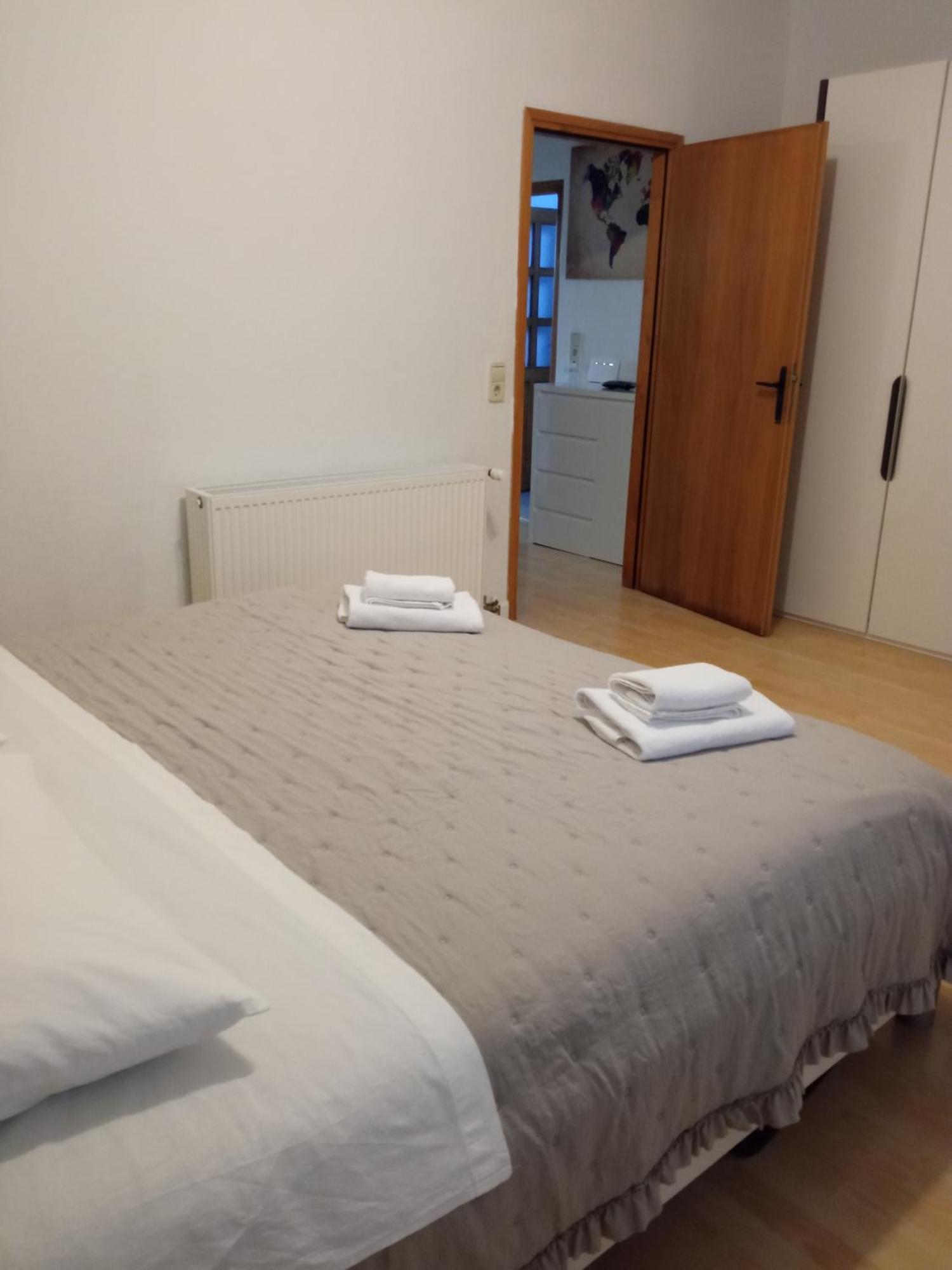 Apartman Carpe Diem Sutomiscica Esterno foto