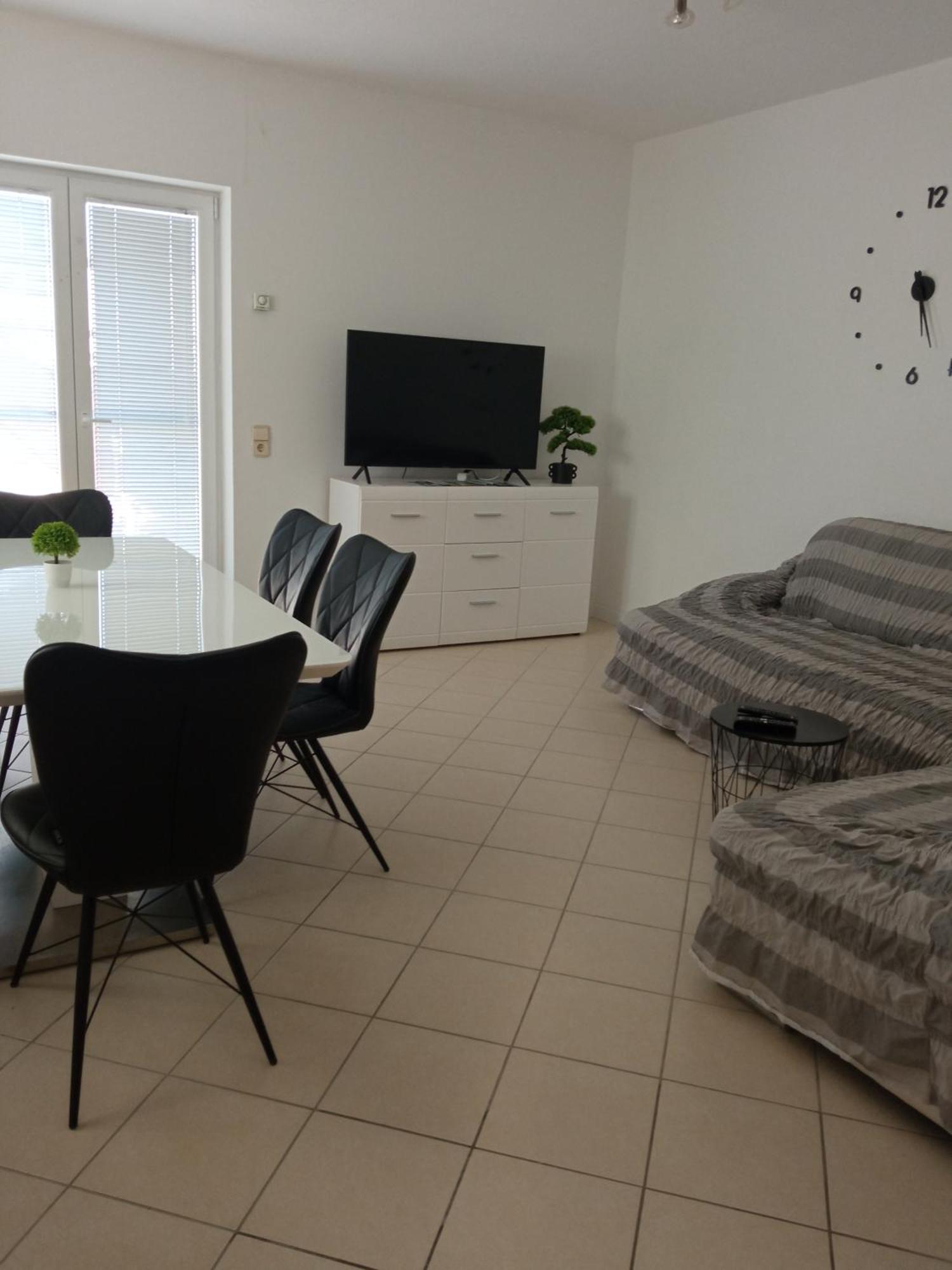 Apartman Carpe Diem Sutomiscica Esterno foto